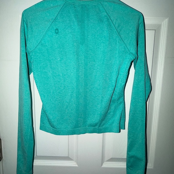 Women's Figs Salta Cropped Longsleeve Underscrub in Surgical Green - Picture 2 of 8